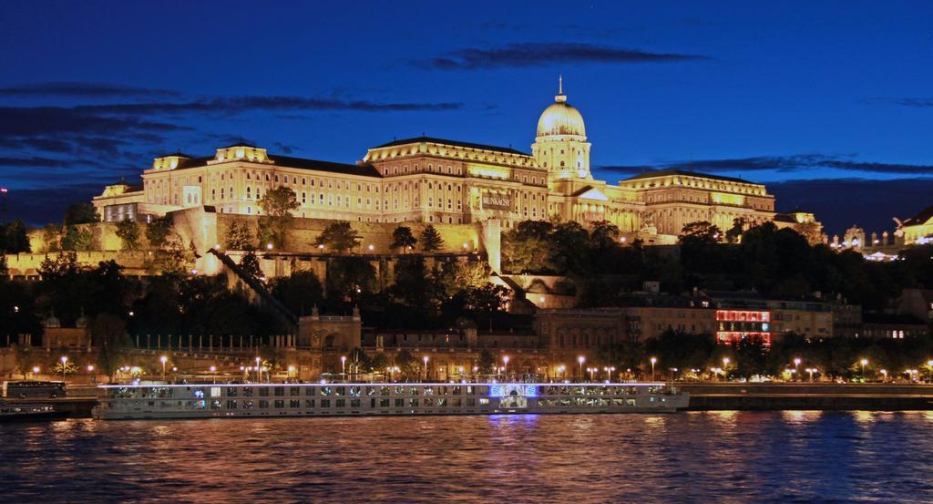 Apartment Green Tea Budapest Center מראה חיצוני תמונה